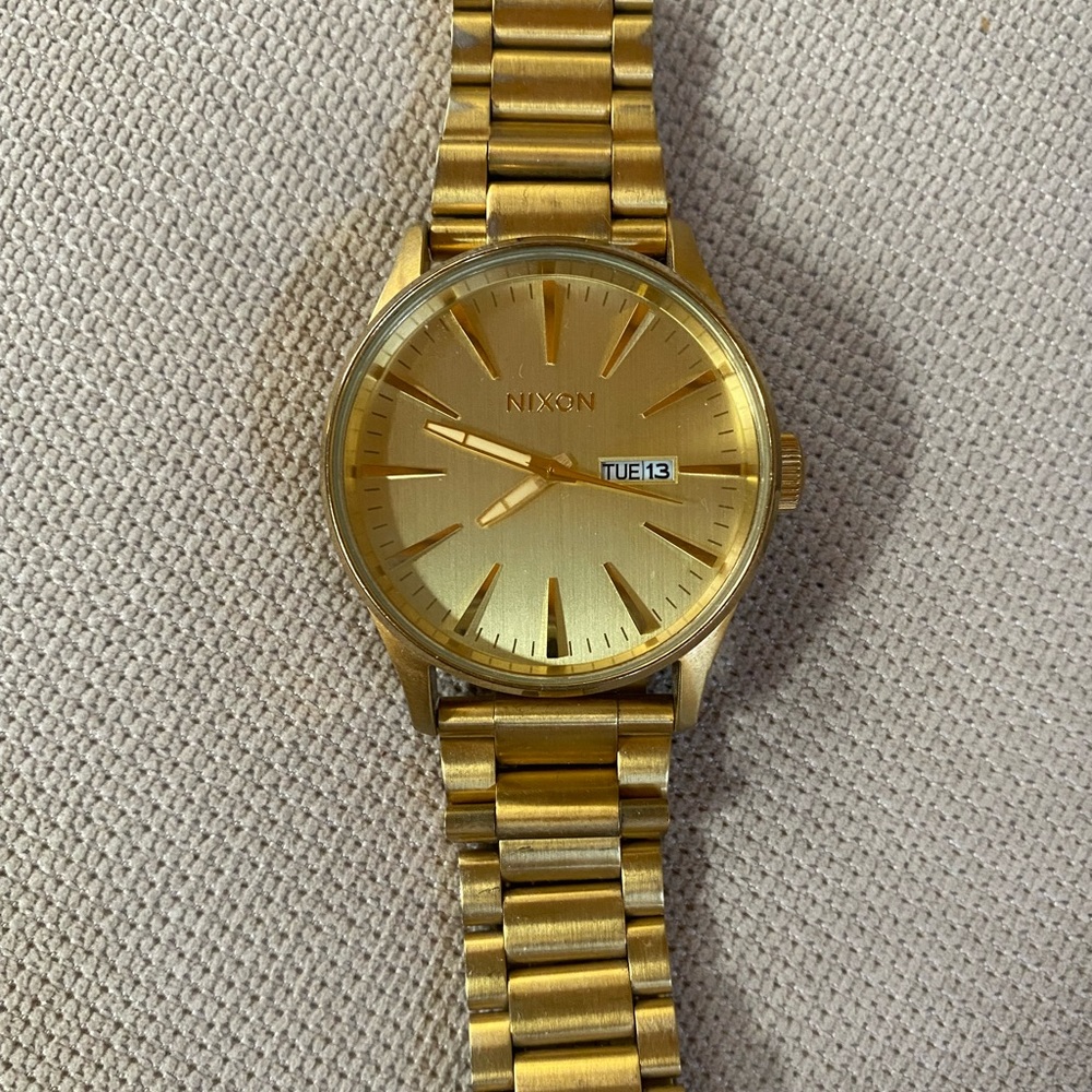 COPY - Nixon Watch
